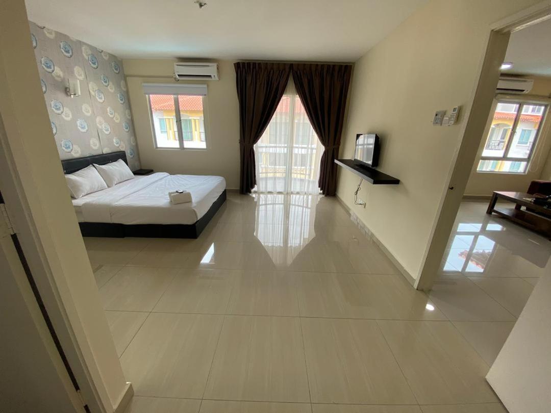 Tiara Desaru Resort Екстер'єр фото