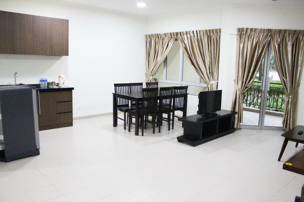 Tiara Desaru Resort Екстер'єр фото