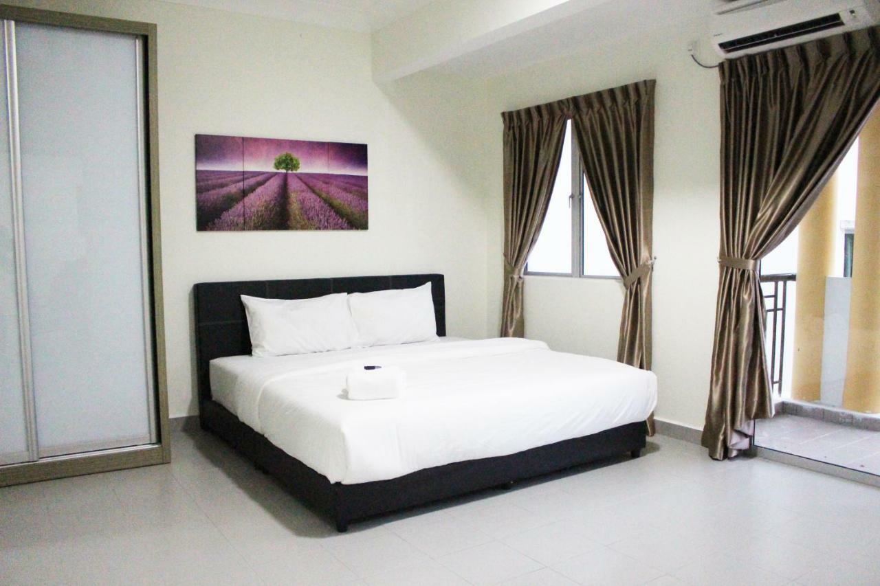 Tiara Desaru Resort Екстер'єр фото